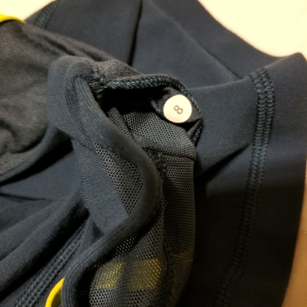 🌻Lululemon Just Breathe Tank Green Cross Strap - Picture 8 of 8